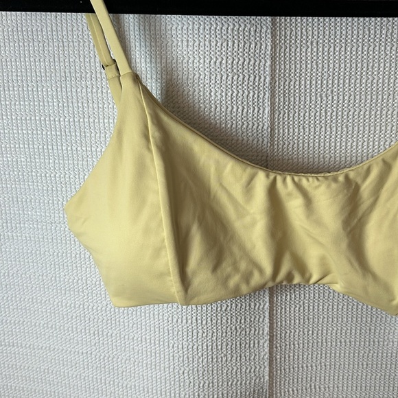 NWT DIPPIN' DAISY'S Eco Pale Yellow Redondo Bralette Bikini Top Womens Medium - Picture 2 of 5